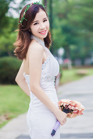 Ms.凡