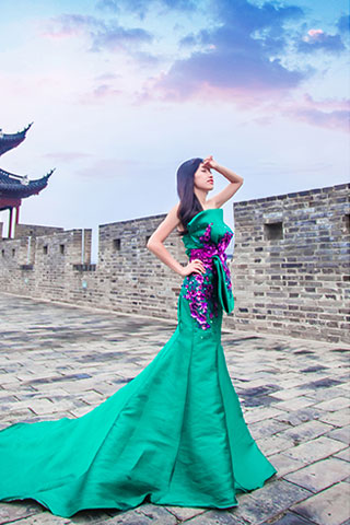 Ms.胡